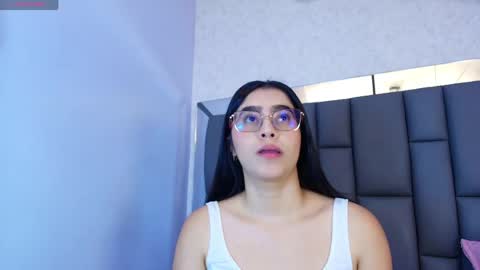 amy__wats0n online show from March 30, 2026, 7:04 pm