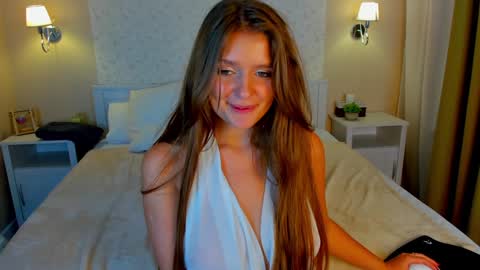 Snapshot of amy__wood chatting on December 19, 2024, 3:29 am AmyGMT 2 Mon-Sun 0300am-0900am online show from December 19, 2024, 3:29 am