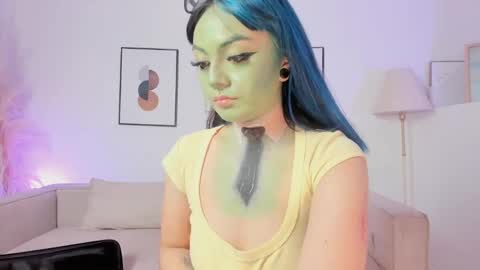 Snapshot of amy_lit chatting on November 14, 2025, 8:29 pm Hello I am Allison Welcome to my room and let is have a good time together whith me online show from November 14, 2025, 8:29 pm