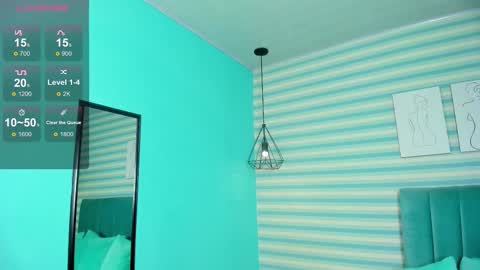 amy_saenz_ online show from October 14, 2025, 9:26 pm