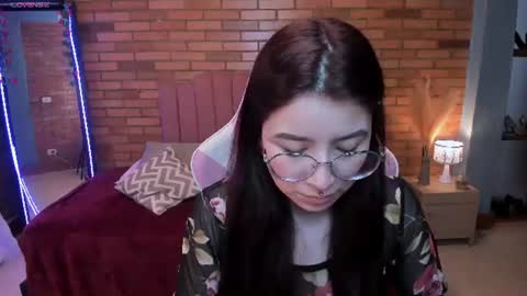 Snapshot of amy_sophiaa chatting on June 17, 2026, 11:34 am Amy sophia 3 online show from June 17, 2026, 11:34 am