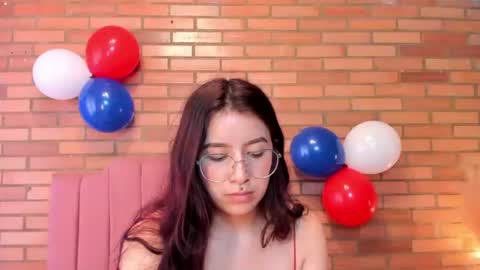 Snapshot of amy_sophiaa chatting on July 6, 2026, 3:03 pm Amy sophia 3 online show from July 6, 2026, 3:03 pm