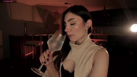 Amy Armstrong online show from January 25, 2025, 12:27 am