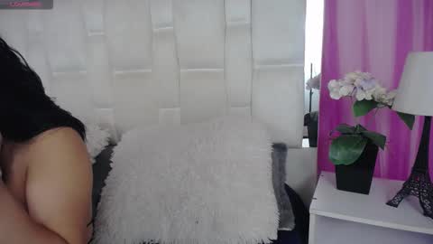 Amy Cortes online show from October 12, 2025, 4:28 pm