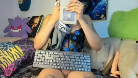 Amy Kamila online show from July 28, 2026, 3:57 am