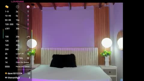 Snapshot of amyjohnsonn chatting on October 31, 2025, 1:23 pm amyjohnsonn online show from October 31, 2025, 1:23 pm