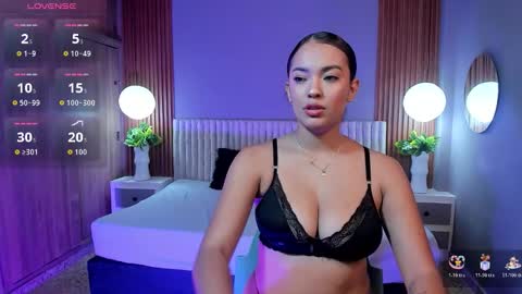 Snapshot of amyjohnsonn chatting on November 6, 2025, 12:17 pm amyjohnsonn online show from November 6, 2025, 12:17 pm