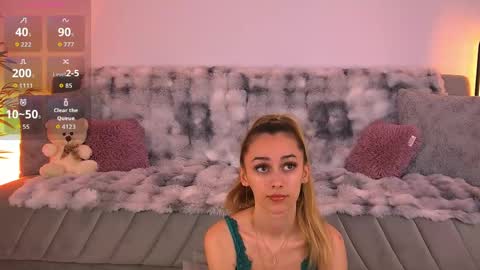 amykentt online show from June 7, 2026, 2:43 pm