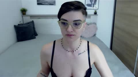 Snapshot of amylexy chatting on April 7, 2026, 11:43 am Hi there guys My pleasure in your hands pvt is open online show from April 7, 2026, 11:43 am