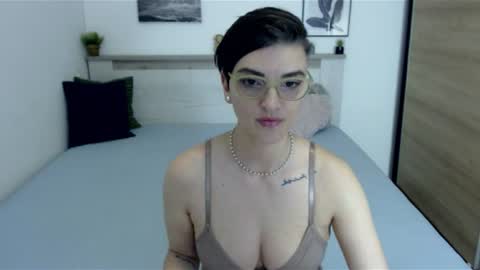 Hi there guys  My pleasure in your hands  pvt is open online show from July 5, 2026, 6:04 pm