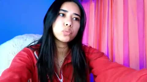 Amy ... Nice to meet u   thumb up me please its important online show from November 29, 2025, 6:33 pm