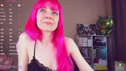 Snapshot of amyrose69 chatting on July 14, 2026, 4:45 pm Amy Rose online show from July 14, 2026, 4:45 pm