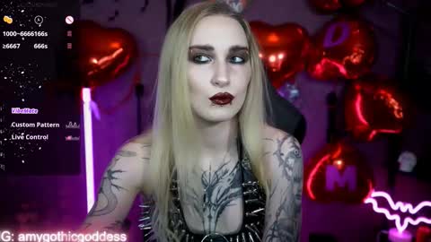 Snapshot of amywhitenessxx chatting on February 22, 2026, 12:58 pm Amy switch Goddess divine Mistress online show from February 22, 2026, 12:58 pm