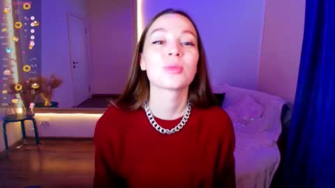 Angie online show from October 4, 2025, 2:53 am