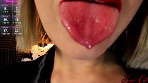 Snapshot of ana_cat chatting on October 3, 2025, 2:47 pm Ana online show from October 3, 2025, 2:47 pm