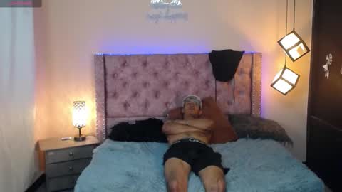 ana_crisgray online show from March 10, 2025, 6:27 am