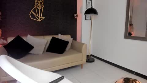  Ana  online show from March 8, 2025, 9:17 am