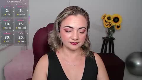 Snapshot of ana_hotmilf chatting on February 9, 2026, 11:20 pm Ana online show from February 9, 2026, 11:20 pm