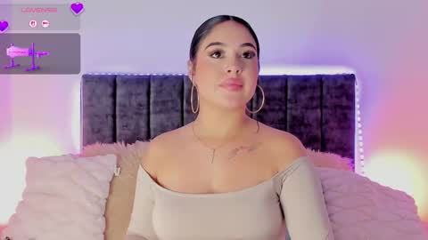 Ana online show from October 21, 2025, 3:18 am