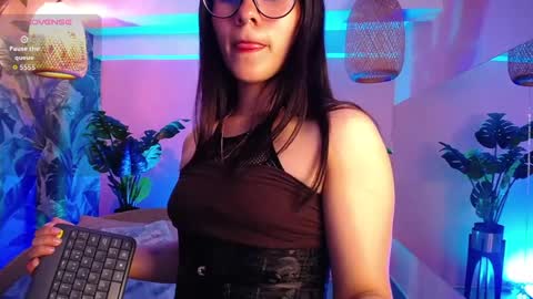 Ana online show from April 2, 2026, 4:10 am