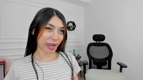 Snapshot of ana_muller19 chatting on November 4, 2025, 11:26 pm Ana online show from November 4, 2025, 11:26 pm