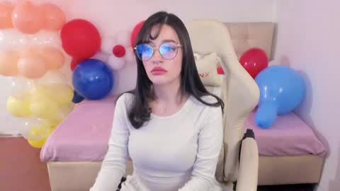 Im anna but you can call me as you want online show from April 13, 2026, 9:09 pm