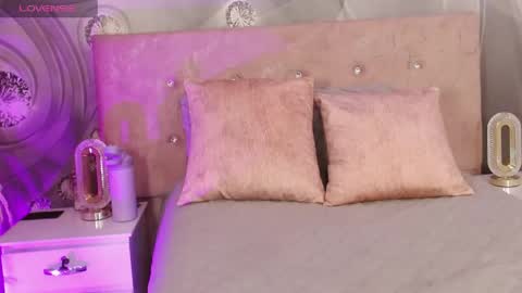 ana sofia online show from May 18, 2026, 2:12 pm