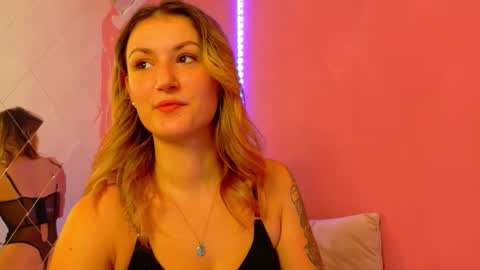 anaayss online show from November 10, 2025, 6:01 am