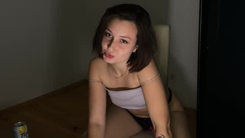 anabanana77 online show from November 28, 2025, 10:12 pm