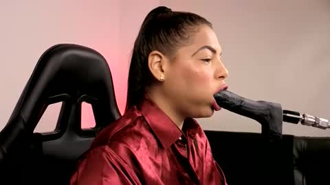 anabel alice gandara  online show from September 27, 2025, 10:53 am