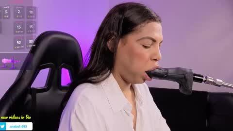 anabel alice gandara  online show from October 9, 2025, 8:45 am