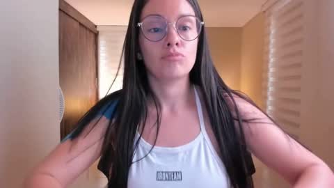 Snapshot of anabel_25 chatting on December 20, 2024, 8:12 pm Anabel online show from December 20, 2024, 8:12 pm
