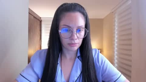 Snapshot of anabel_25 chatting on December 23, 2024, 9:40 pm Anabel online show from December 23, 2024, 9:40 pm
