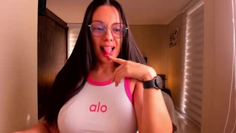Snapshot of anabel_25 chatting on January 26, 2025, 1:36 pm Anabel online show from January 26, 2025, 1:36 pm