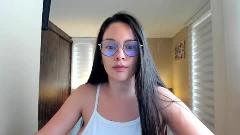 Snapshot of anabel_25 chatting on January 28, 2025, 4:41 pm Anabel online show from January 28, 2025, 4:41 pm