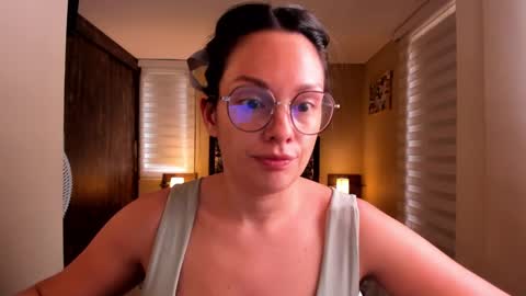 Snapshot of anabel_25 chatting on January 30, 2025, 6:43 pm Anabel online show from January 30, 2025, 6:43 pm