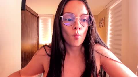 Snapshot of anabel_25 chatting on January 31, 2025, 4:48 pm Anabel online show from January 31, 2025, 4:48 pm