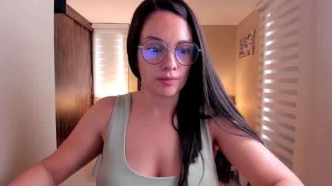Snapshot of anabel_25 chatting on February 6, 2025, 6:56 pm Anabel online show from February 6, 2025, 6:56 pm