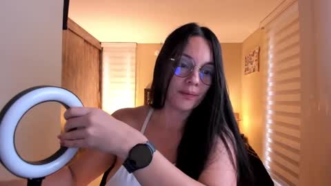 Snapshot of anabel_25 chatting on February 26, 2025, 10:31 pm Anabel online show from February 26, 2025, 10:31 pm