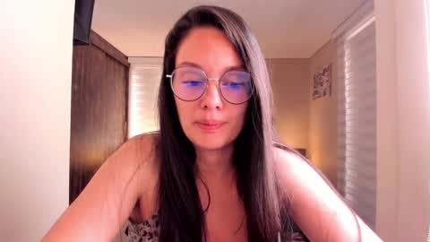 Snapshot of anabel_25 chatting on March 5, 2025, 4:24 pm Anabel online show from March 5, 2025, 4:24 pm