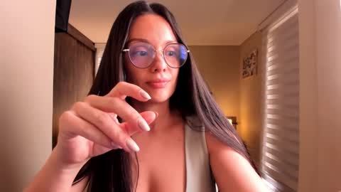 Snapshot of anabel_25 chatting on March 11, 2025, 5:13 pm Anabel online show from March 11, 2025, 5:13 pm