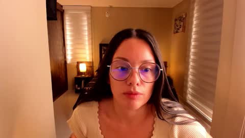 Snapshot of anabel_25 chatting on October 7, 2025, 2:58 pm Anabel online show from October 7, 2025, 2:58 pm