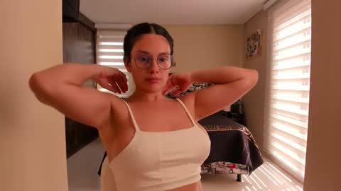 Snapshot of anabel_25 chatting on February 26, 2026, 3:33 pm Anabel online show from February 26, 2026, 3:33 pm