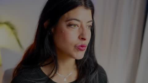 anabelcurvy online show from January 5, 2026, 5:27 pm