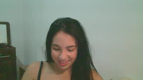 anabelenogueira1 online show from May 5, 2026, 11:46 pm