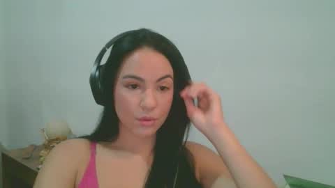 anabelenogueira1 online show from May 24, 2026, 5:40 pm
