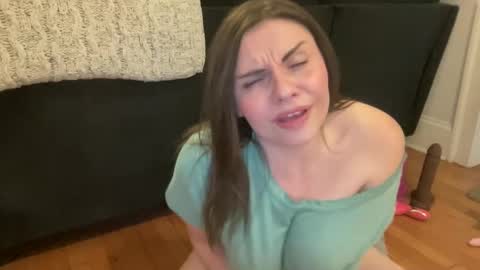 Snapshot of anabellaasster chatting on February 1, 2025, 3:30 am AnaBella Asster online show from February 1, 2025, 3:30 am