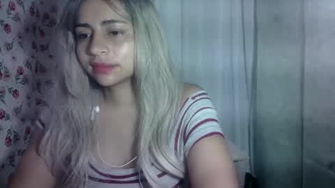 anabelxx16 online show from June 5, 2026, 9:53 pm