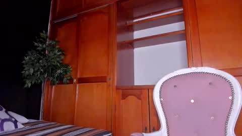 Snapshot of anahi__18 chatting on October 23, 2025, 3:06 am Anahi online show from October 23, 2025, 3:06 am