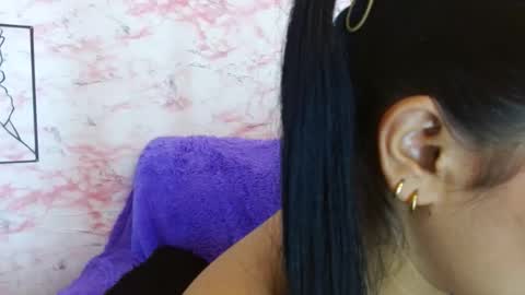 ANAH   online show from November 26, 2025, 7:04 pm